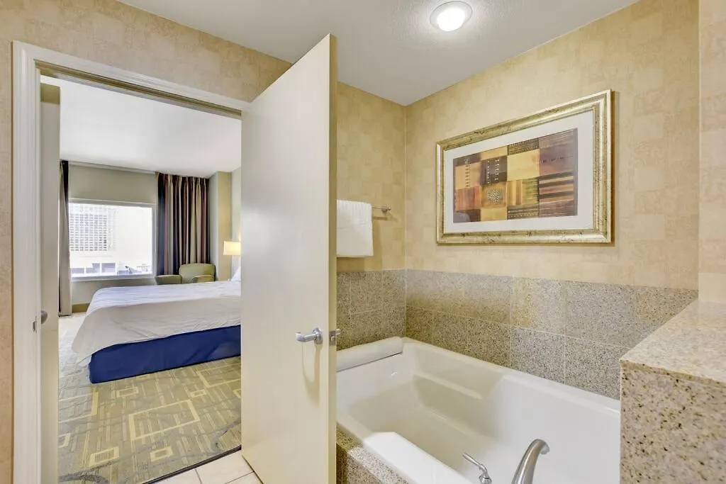 Ultimate Las Vegas Getaway One Bedroom Suite With Balcony, Kitchen, Gym, Pool & Free Parking Aparthotel